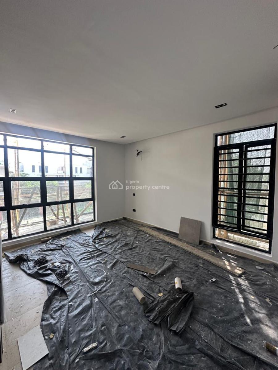 5 Bedroom House with a Pool and Bq, Lekki Phase 1, Lekki, Lagos, Detached Duplex for Sale