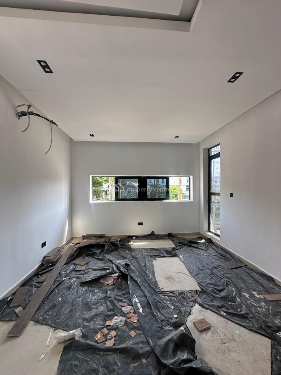 5 Bedroom House with a Pool and Bq, Lekki Phase 1, Lekki, Lagos, Detached Duplex for Sale