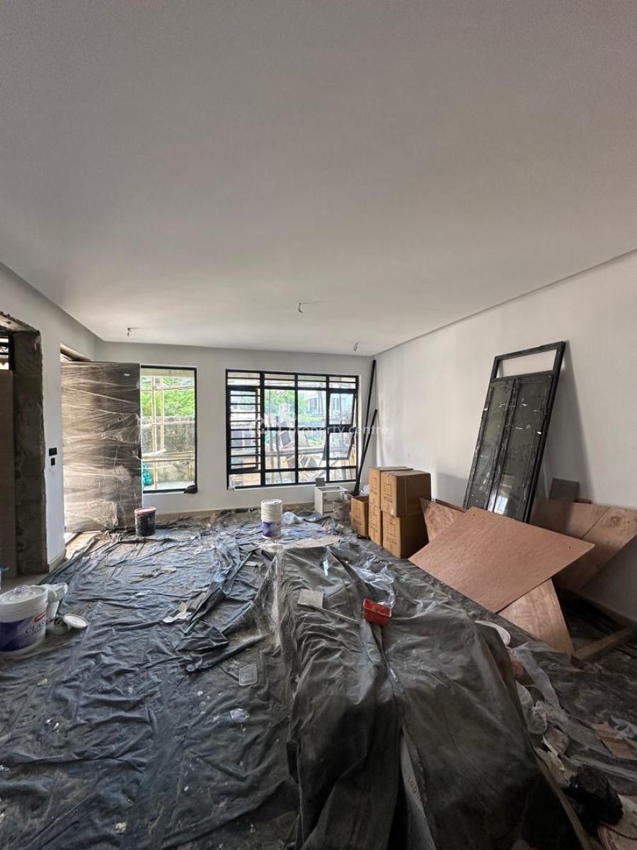 5 Bedroom House with a Pool and Bq, Lekki Phase 1, Lekki, Lagos, Detached Duplex for Sale