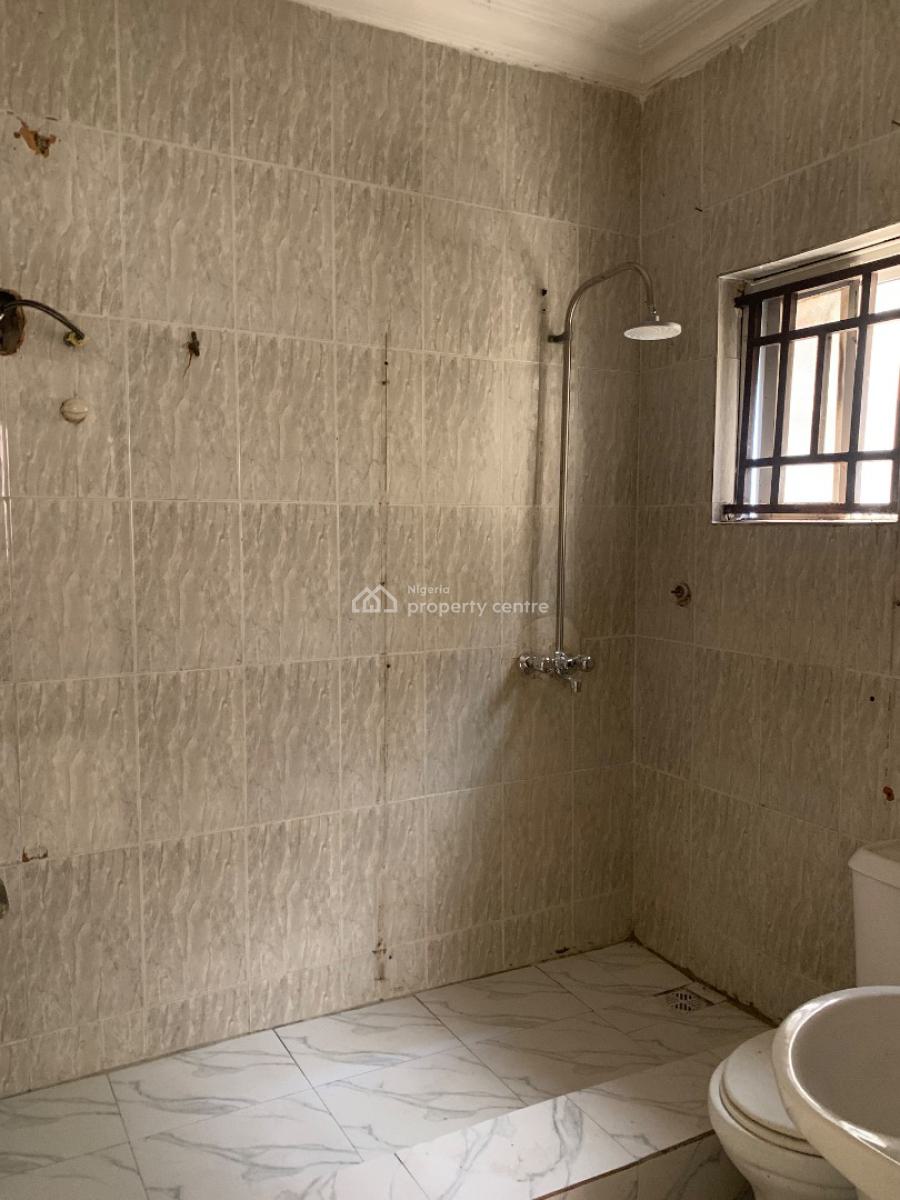 3 Bedroom Spacious Big Size Rooms in Tarred Estate, Ikate Elegushi, Lekki, Lagos, Flat / Apartment for Rent