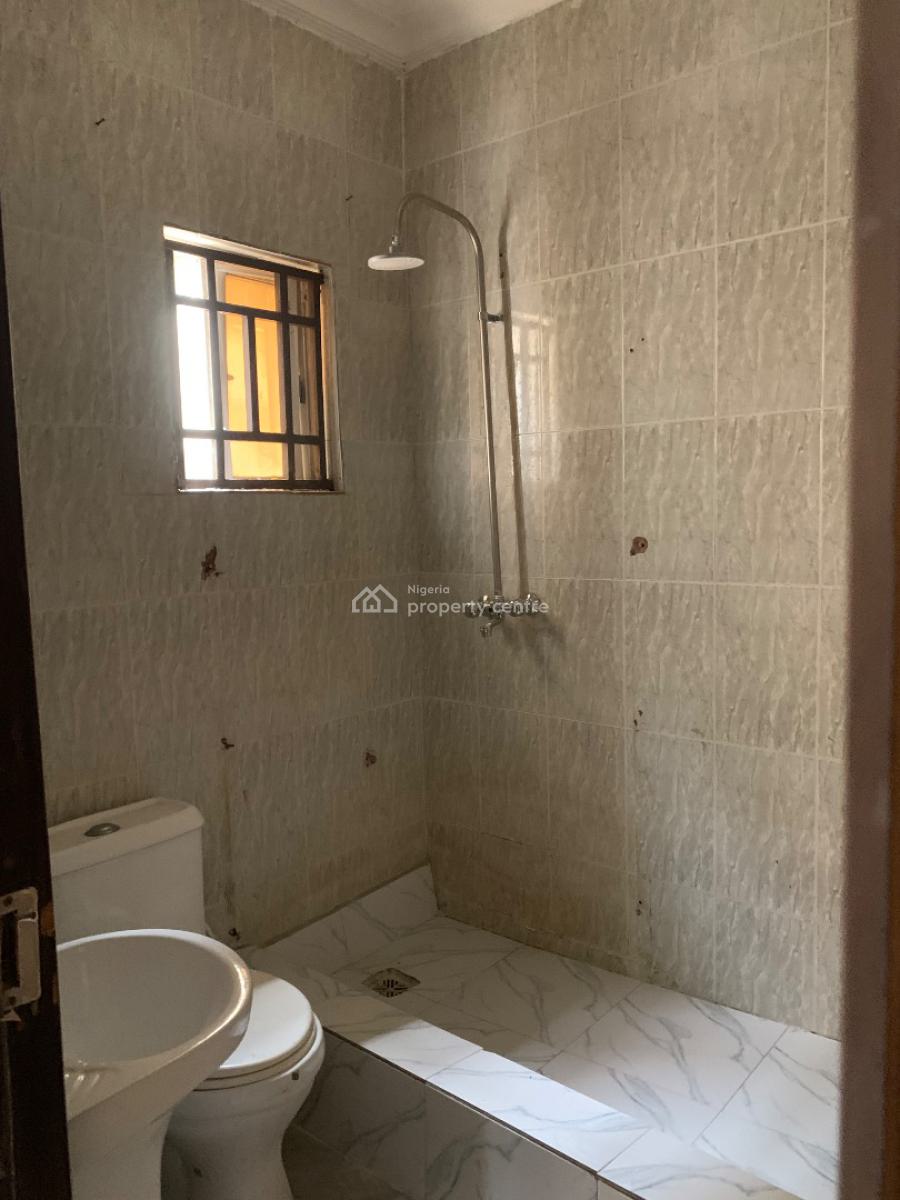 3 Bedroom Spacious Big Size Rooms in Tarred Estate, Ikate Elegushi, Lekki, Lagos, Flat / Apartment for Rent