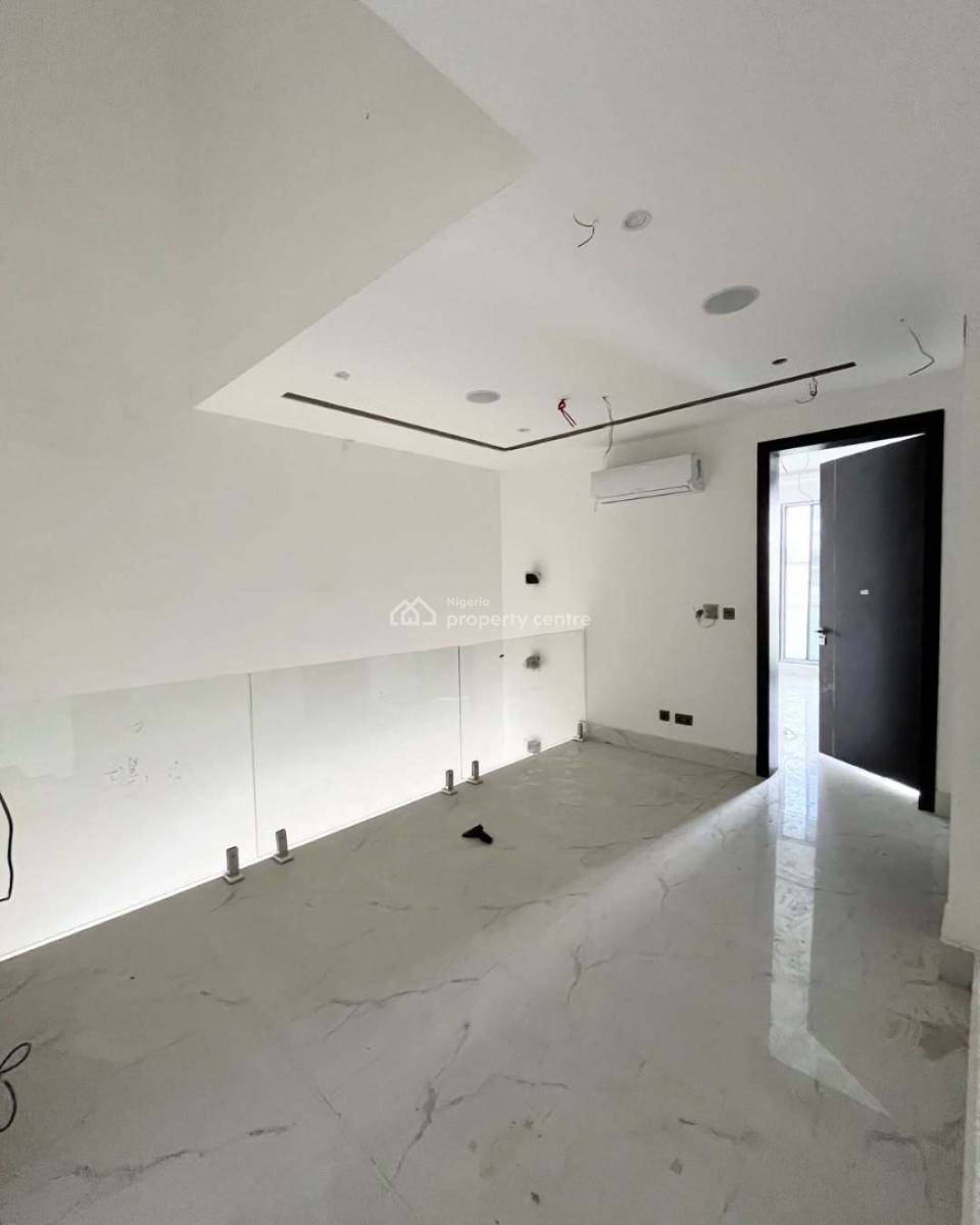 Newly Built 4-bedroom Maisonette with Bq, Banana Island Road, Ikoyi, Lagos, Flat / Apartment for Rent