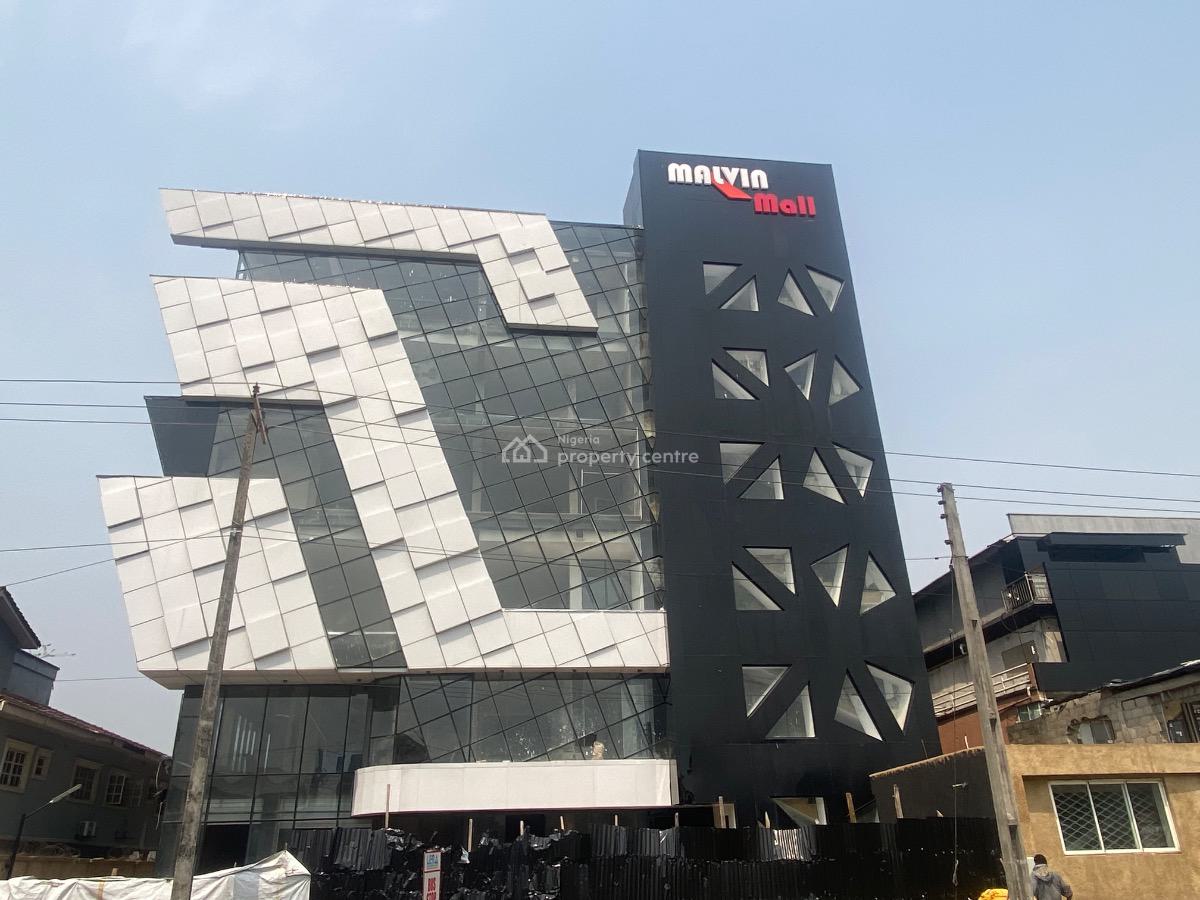 Newly Built Shop in an Ultra Modern Mall, 25a Admiralty Way, Lekki Phase 1, Lekki, Lagos, Shop for Rent