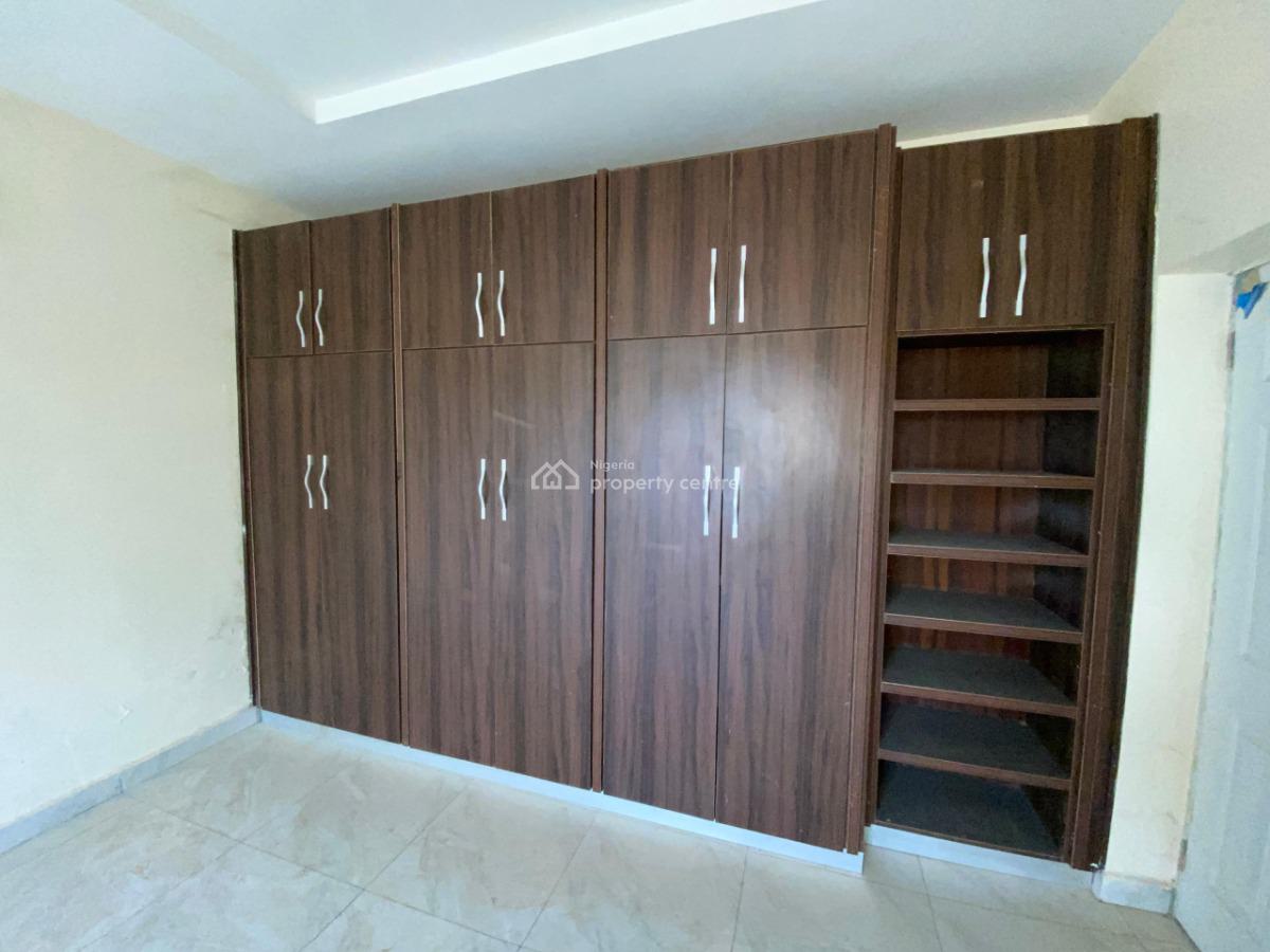 Spacious Newly-built 3 Bedroom Apartment with Bq, Galadimawa, Abuja, Flat / Apartment for Sale