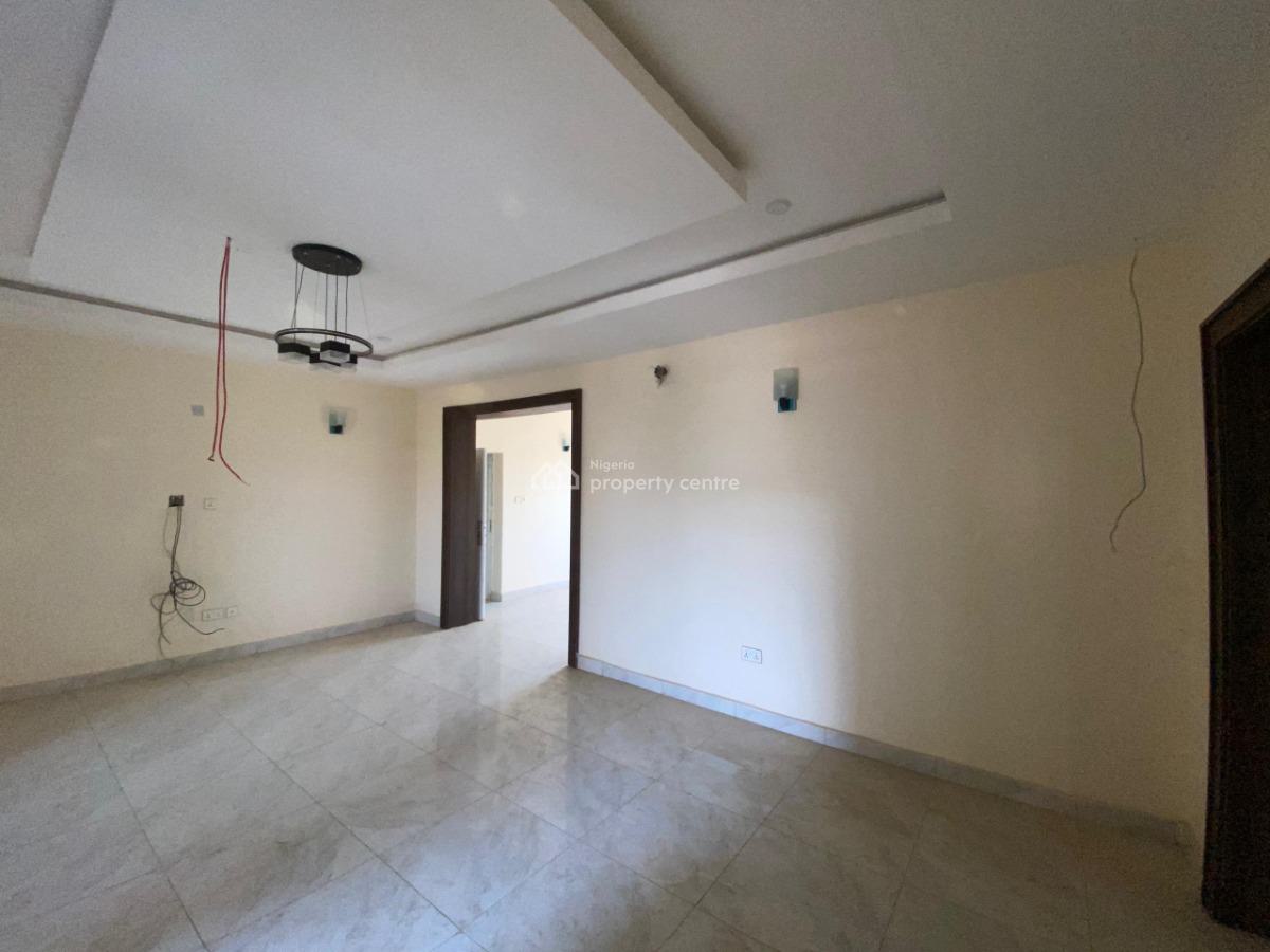 Spacious Newly-built 3 Bedroom Apartment with Bq, Galadimawa, Abuja, Flat / Apartment for Sale