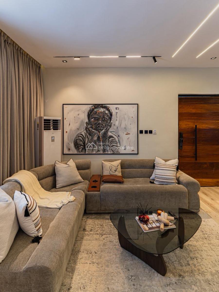 Serviced Spacious Exquisite 2bedroom Furnished Apartment, Ikate, Lekki, Lagos, Flat / Apartment for Sale