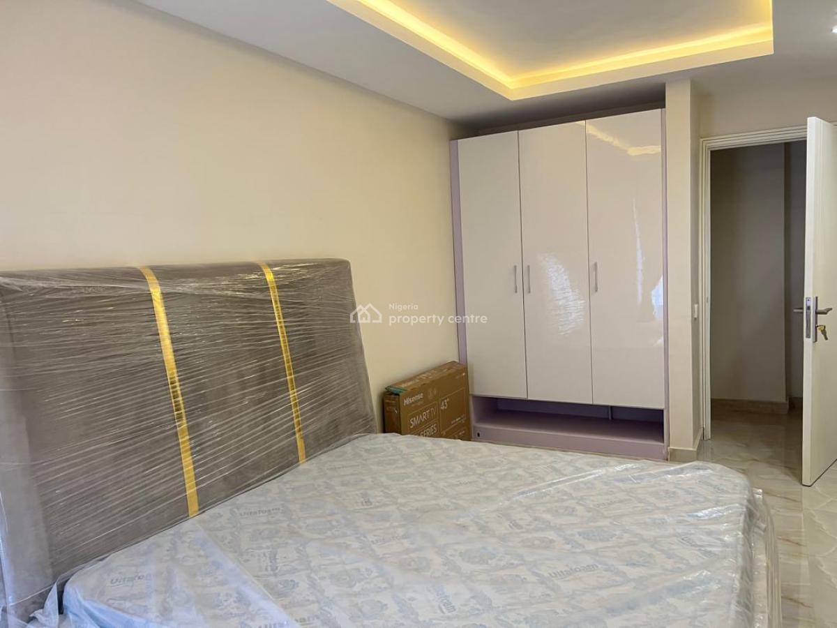 Fully Serviced Well Furnished 2 Bedroom Apartment, Lekki Phase 1 Right, Lekki Phase 1, Lekki, Lagos, Flat / Apartment for Rent