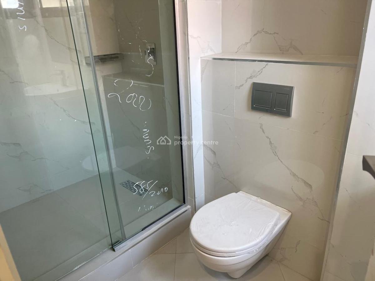 Fully Serviced Well Furnished 2 Bedroom Apartment, Lekki Phase 1 Right, Lekki Phase 1, Lekki, Lagos, Flat / Apartment for Rent