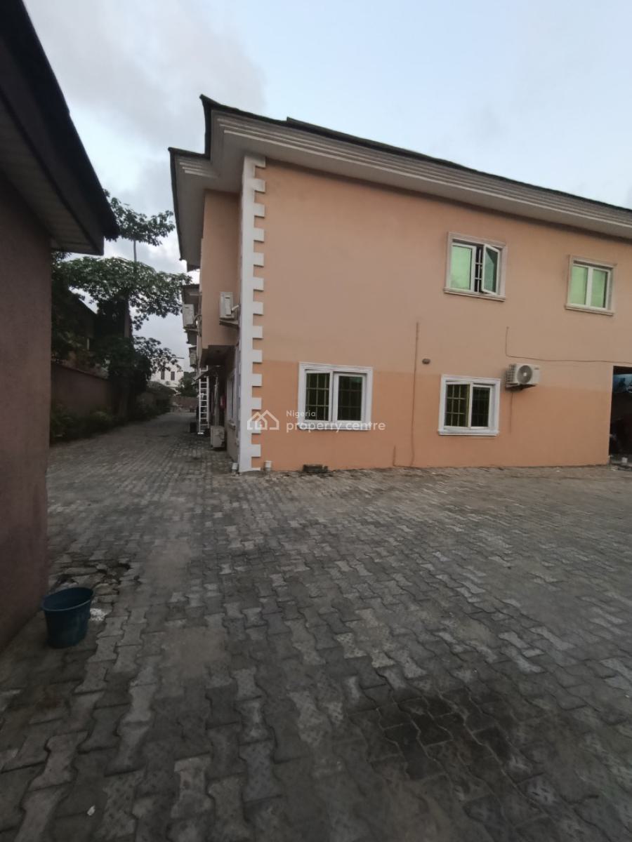 Lovely Well Maintained Self Service 4bedroom Terrace Duplex+ Bq, Osapa, Osapa, Lekki, Lagos, Terraced Duplex for Rent