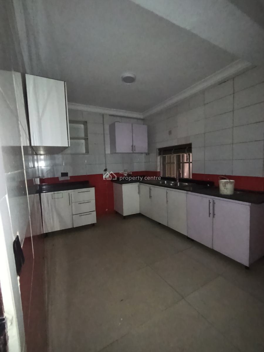 Lovely Well Maintained Self Service 4bedroom Terrace Duplex+ Bq, Osapa, Osapa, Lekki, Lagos, Terraced Duplex for Rent