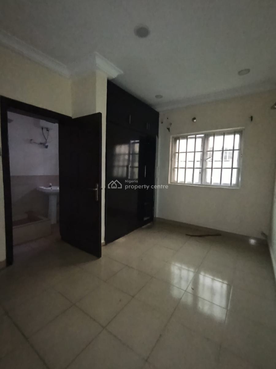 Lovely Well Maintained Self Service 4bedroom Terrace Duplex+ Bq, Osapa, Osapa, Lekki, Lagos, Terraced Duplex for Rent