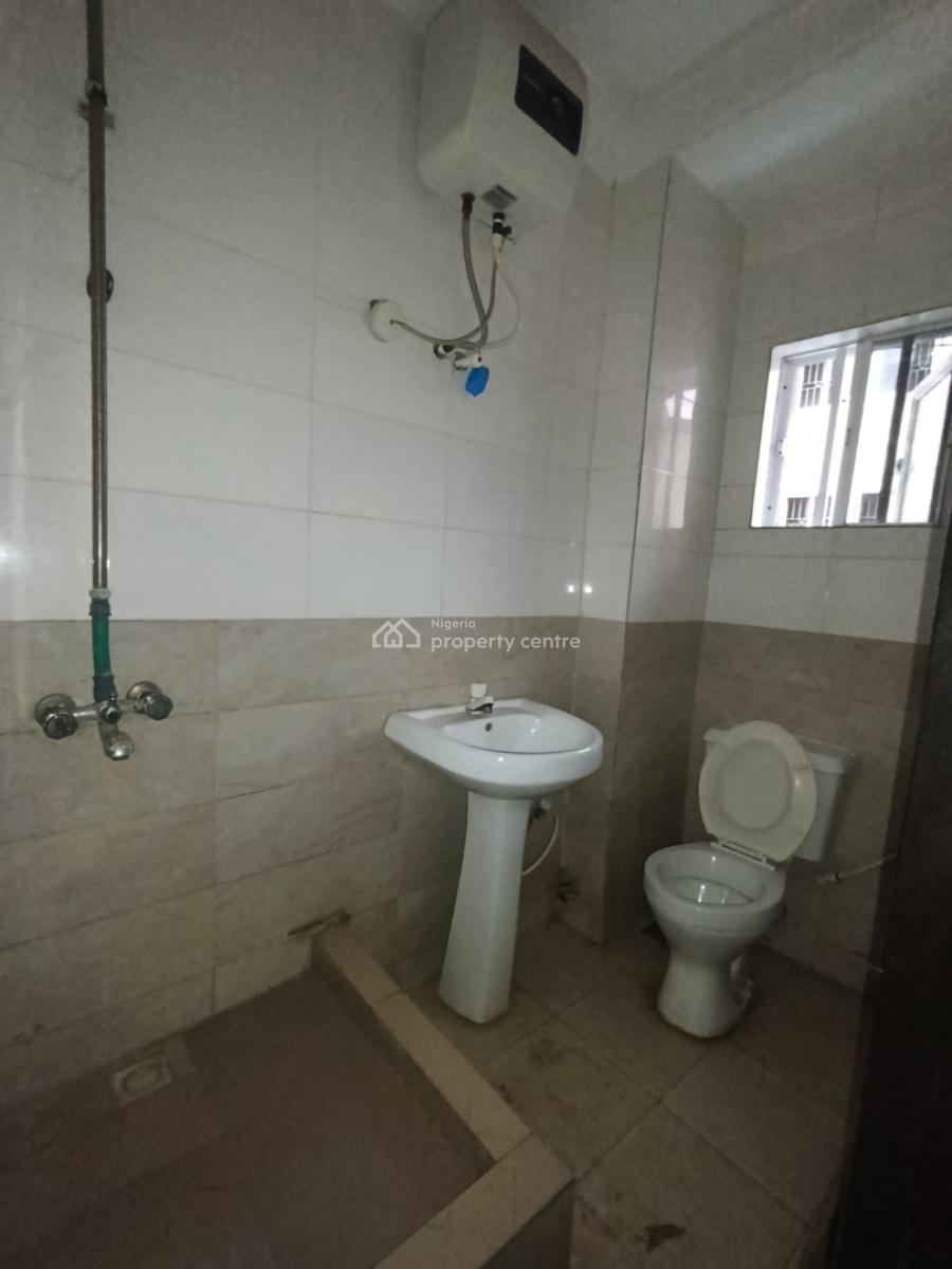 Lovely Well Maintained Self Service 4bedroom Terrace Duplex+ Bq, Osapa, Osapa, Lekki, Lagos, Terraced Duplex for Rent