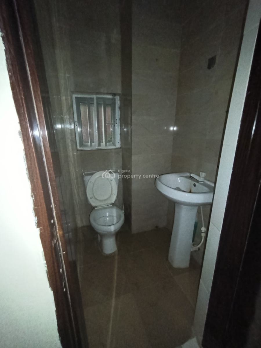 Lovely Well Maintained Self Service 4bedroom Terrace Duplex+ Bq, Osapa, Osapa, Lekki, Lagos, Terraced Duplex for Rent