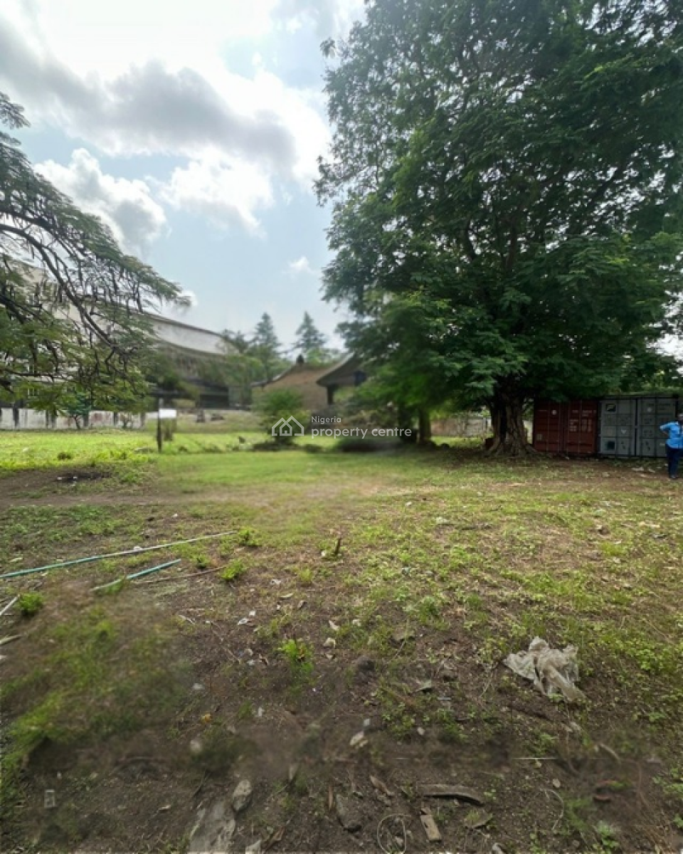 a Prime 5,025 Square Metres Land, Victoria Island (vi), Lagos, Mixed-use Land for Rent