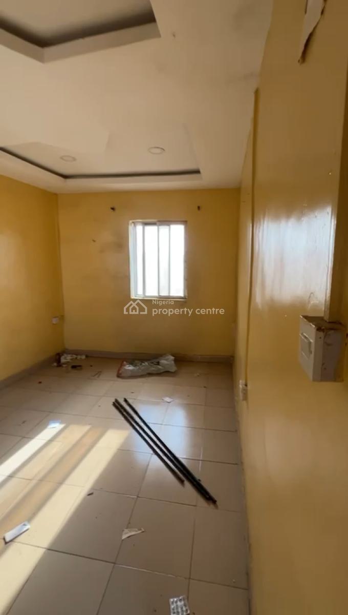 Neatly Used, Spacious and Standard Miniflat, Palmgrove, Ilupeju, Lagos, Mini Flat (room and Parlour) for Rent