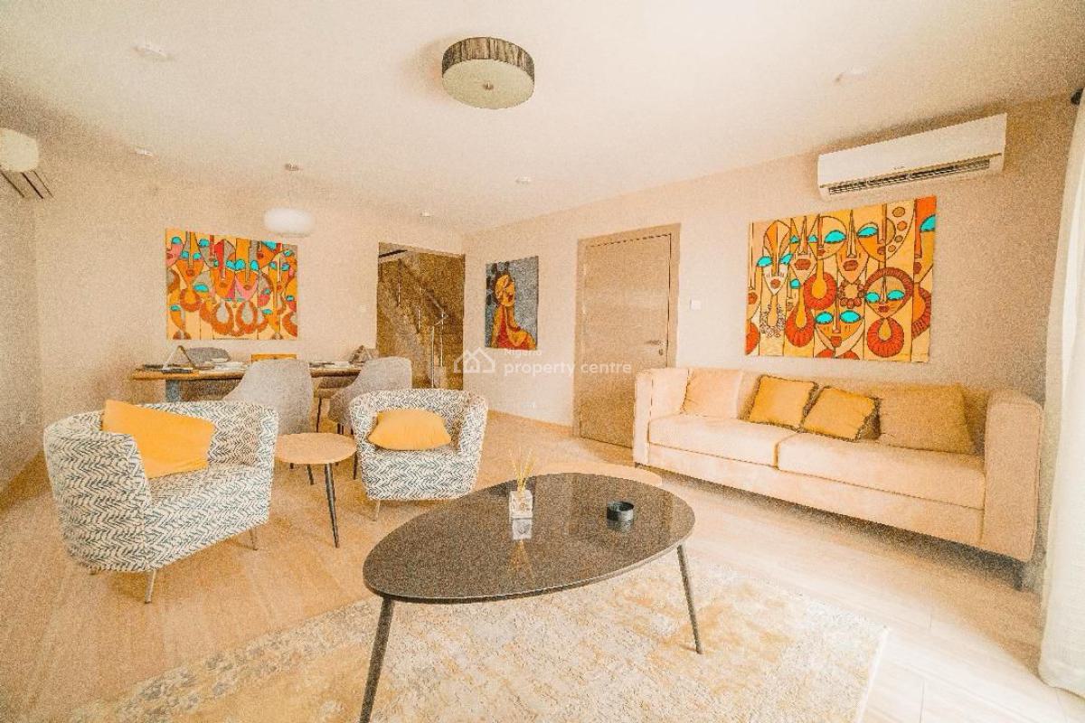 3 Bedroom Apartment, Ilupeju, Lagos, Flat / Apartment for Sale