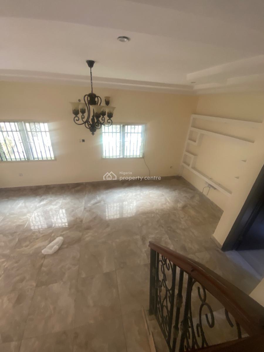 Lovely 3 Bedroom with Constant Light and Good Road in Secured Environment, Beside Emerald Estate. Mobile Road(before Ajah Bridge), Lekki, Lagos, Terraced Duplex for Rent