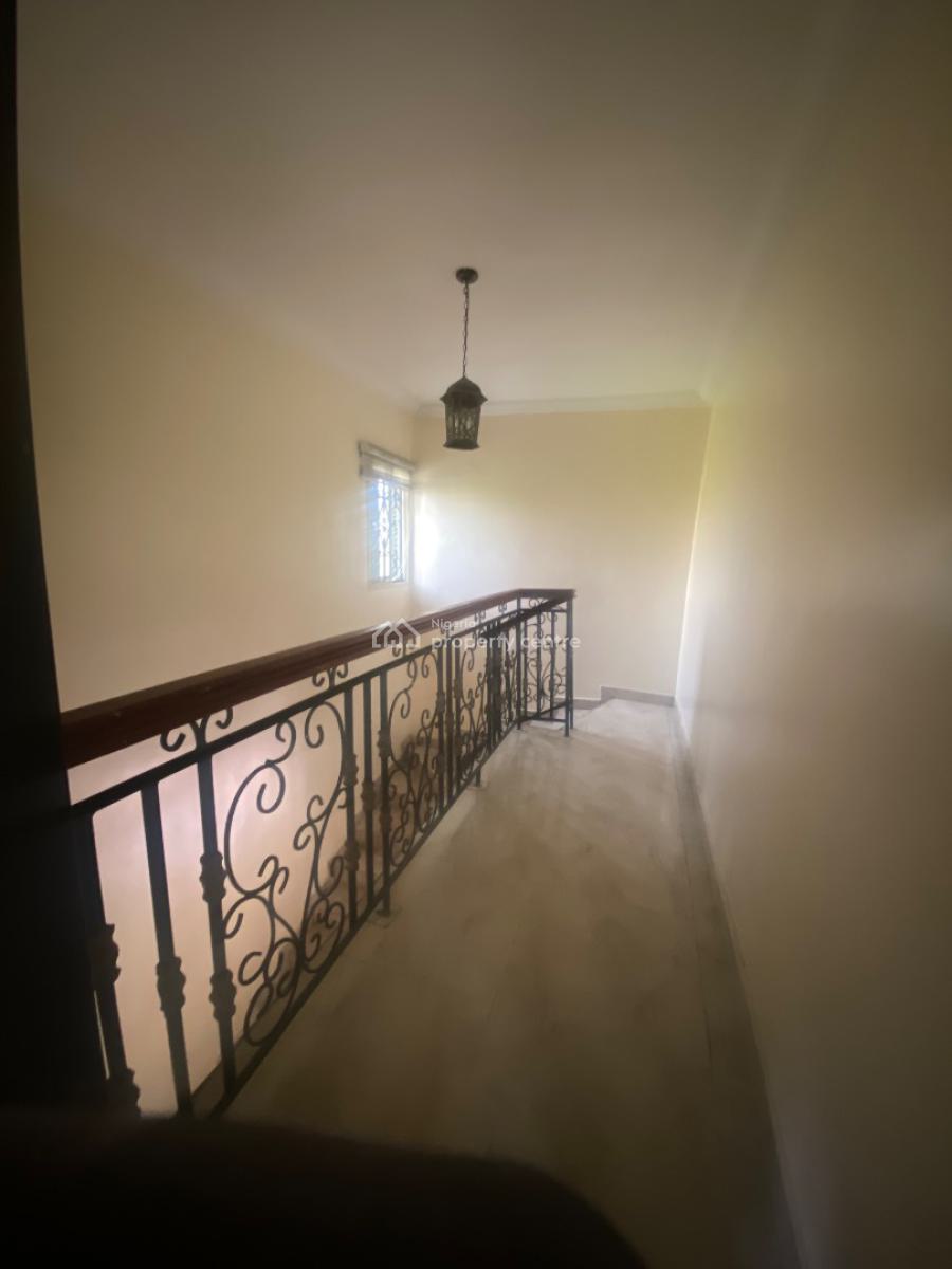 Lovely 3 Bedroom with Constant Light and Good Road in Secured Environment, Beside Emerald Estate. Mobile Road(before Ajah Bridge), Lekki, Lagos, Terraced Duplex for Rent