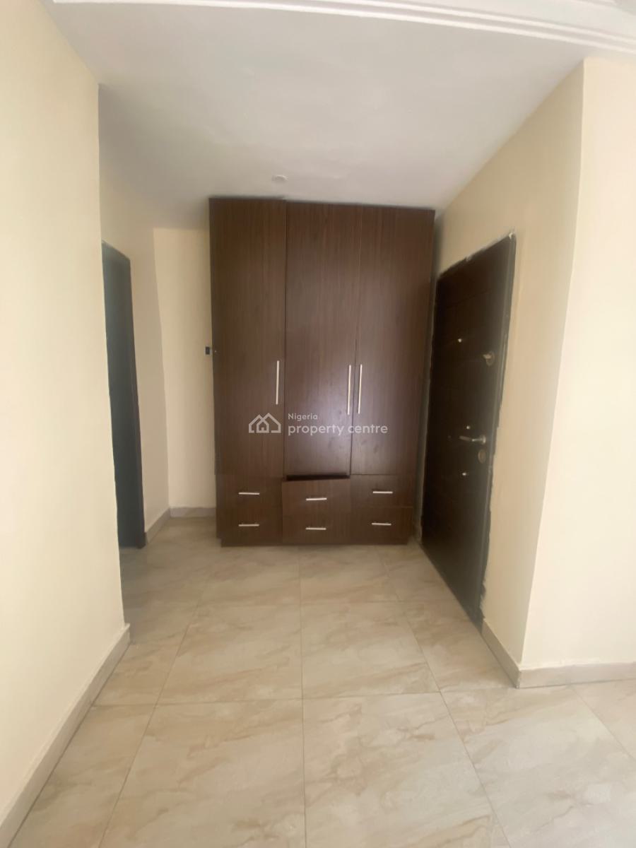Lovely 3 Bedroom with Constant Light and Good Road in Secured Environment, Beside Emerald Estate. Mobile Road(before Ajah Bridge), Lekki, Lagos, Terraced Duplex for Rent