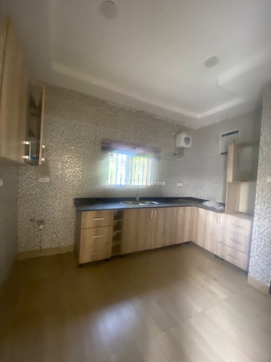 Lovely 3 Bedroom with Constant Light and Good Road in Secured Environment, Beside Emerald Estate. Mobile Road(before Ajah Bridge), Lekki, Lagos, Terraced Duplex for Rent
