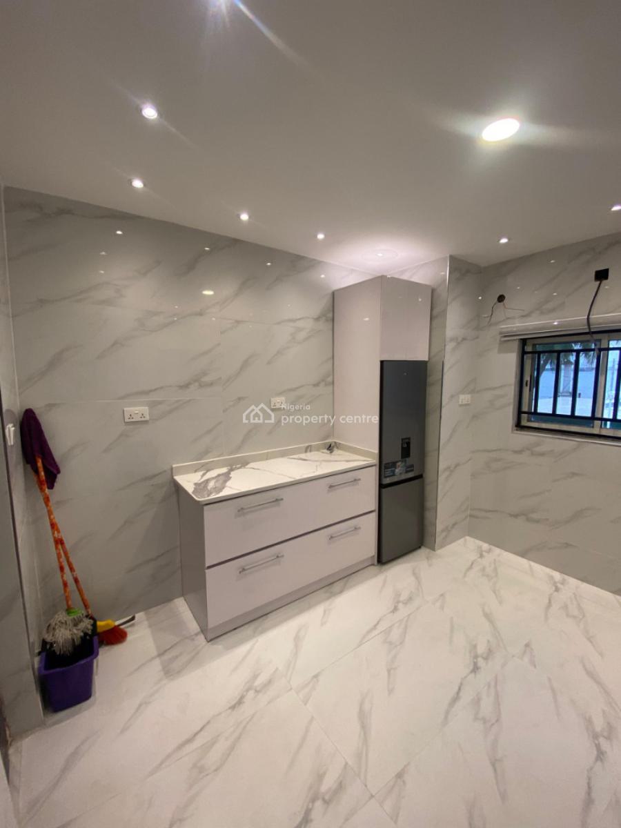 Beautiful 3 Bedroom Apartment, Victoria Island (vi), Lagos, Flat / Apartment for Rent