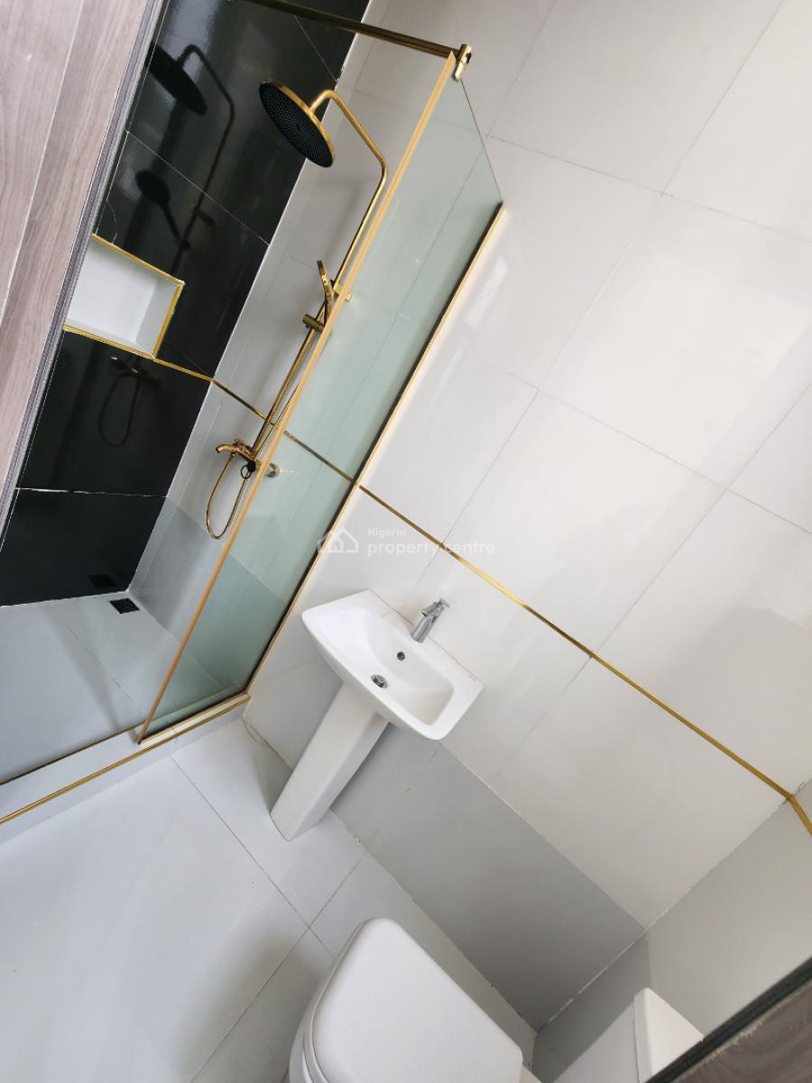 Classically Built 5 Bedroom Fully Detached Duplex + Bq + Swimming Pool, Chevron Lekki, Oral Estate, Lekki, Lagos, Detached Duplex for Sale