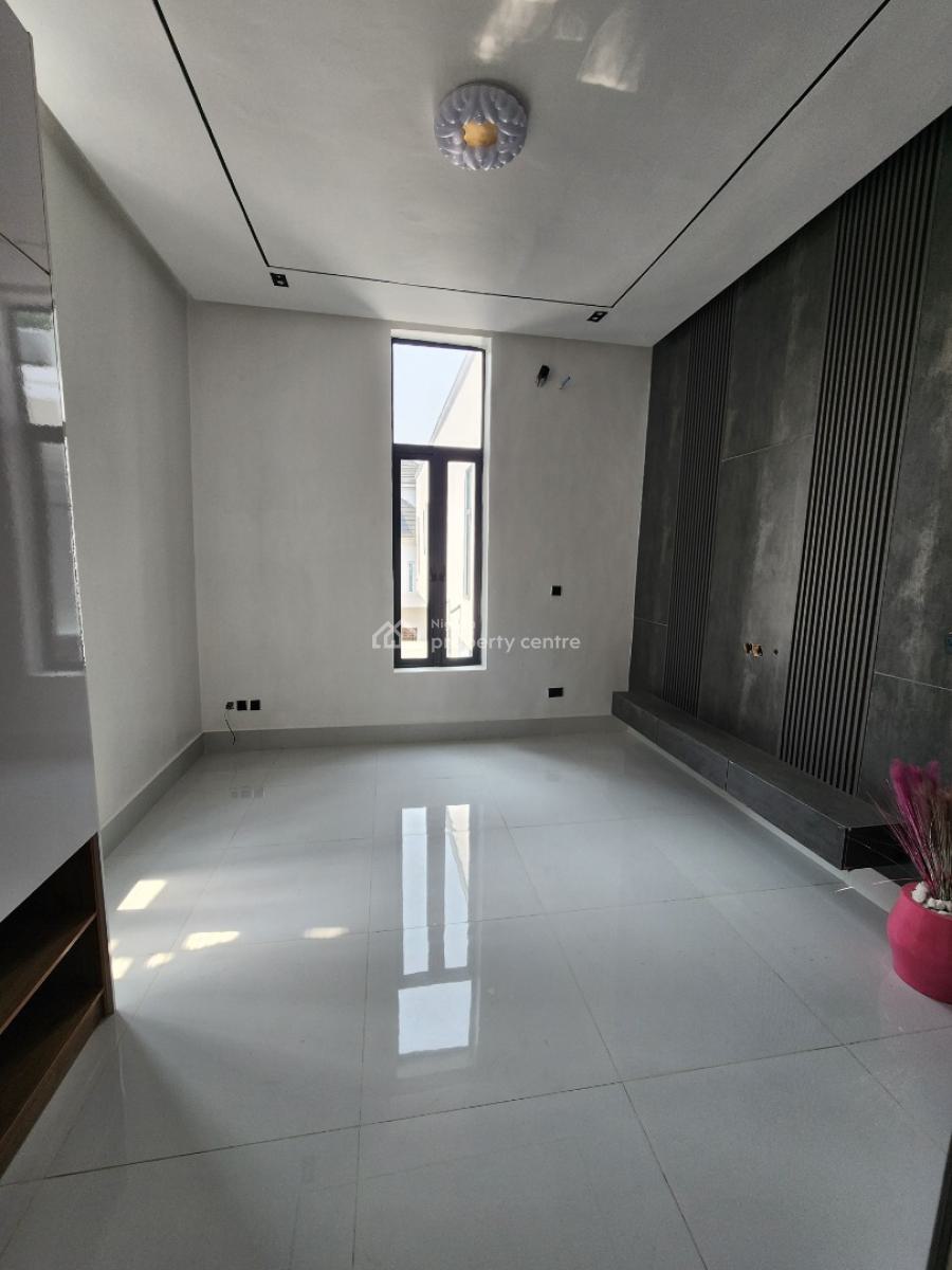 Classically Built 5 Bedroom Fully Detached Duplex + Bq + Swimming Pool, Chevron Lekki, Oral Estate, Lekki, Lagos, Detached Duplex for Sale