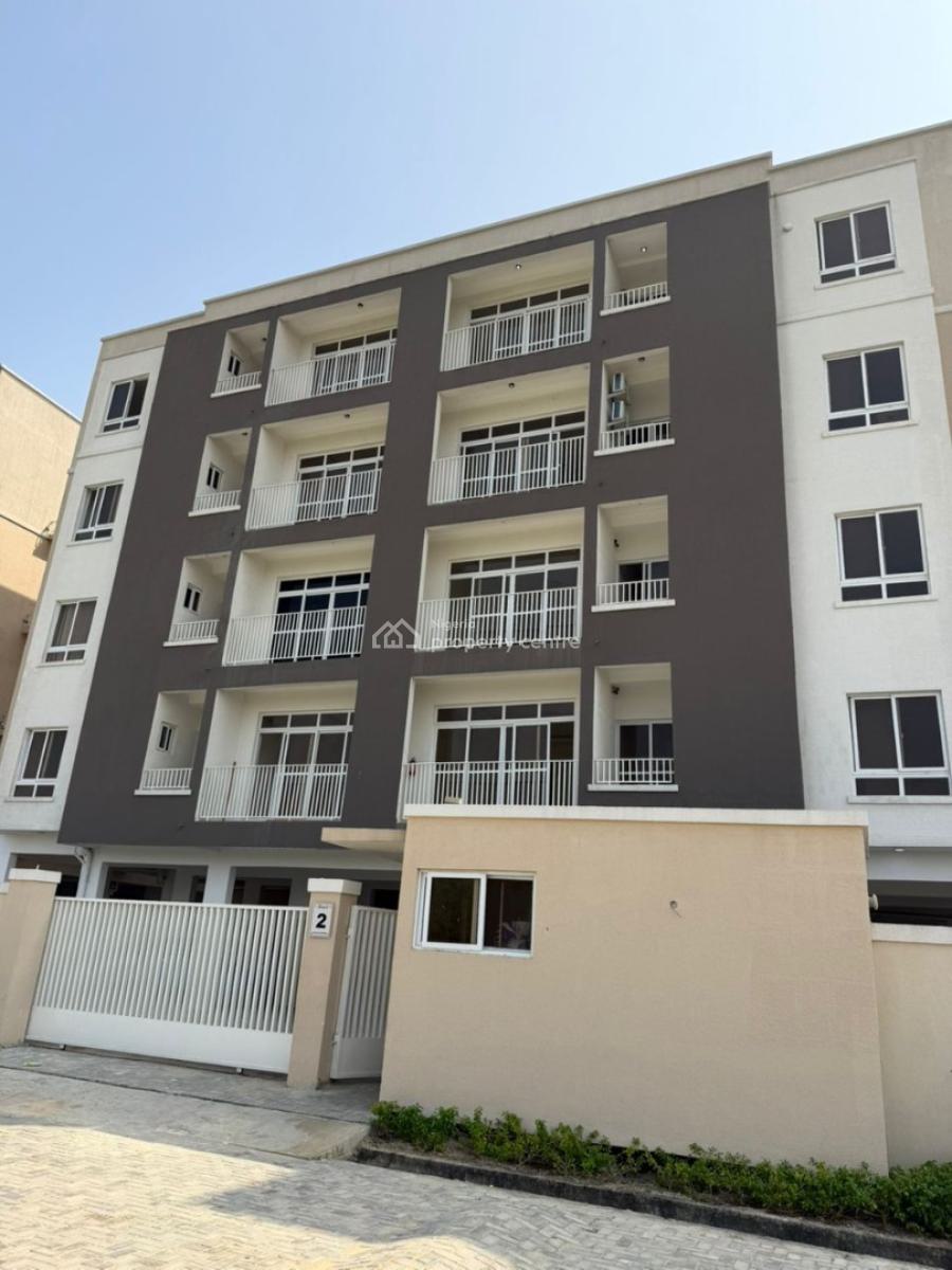Spacious 3 Bedroom Flat, Western Foreshore, Osapa, Lekki, Lagos, Flat / Apartment for Rent