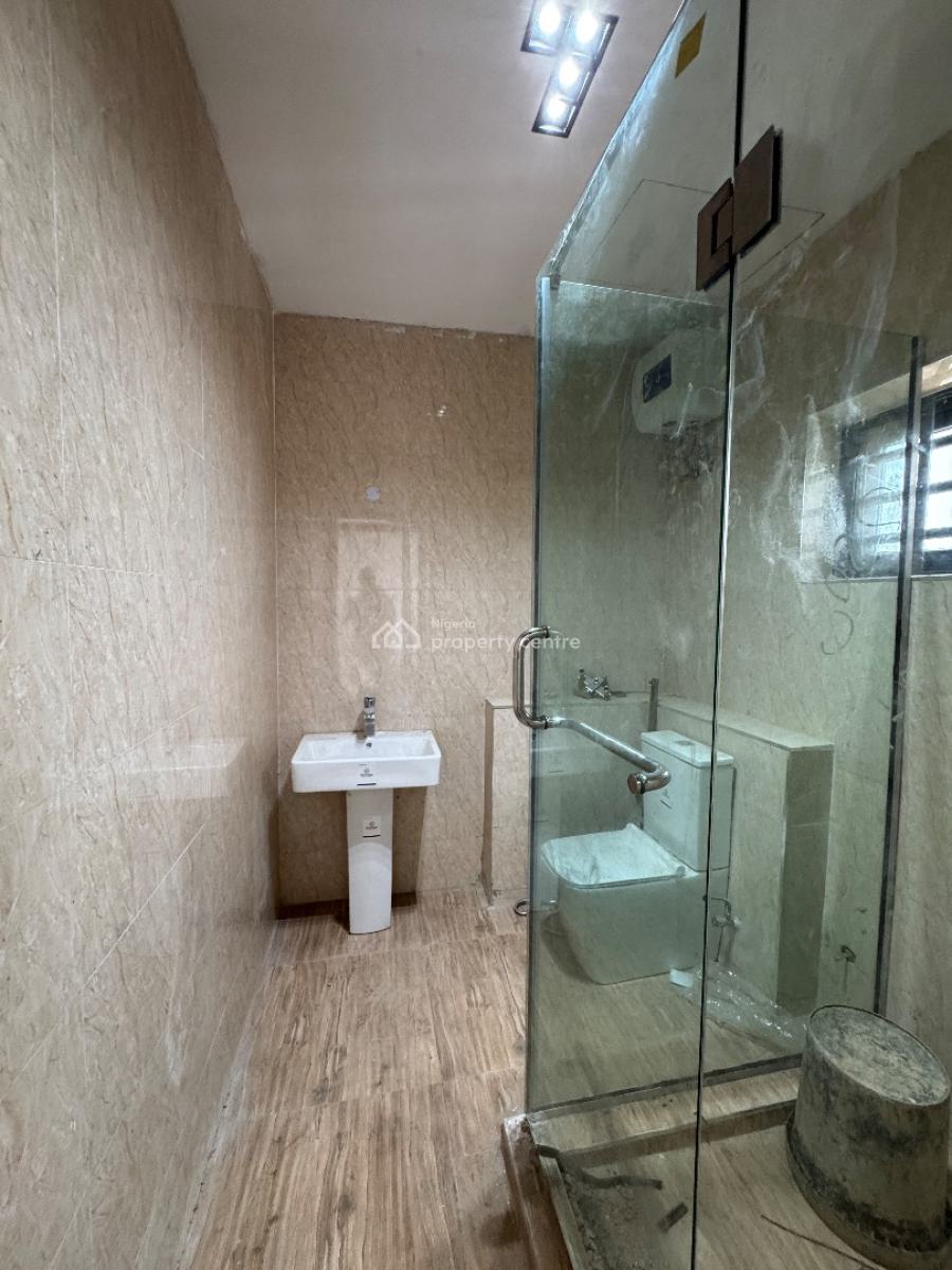 Luxurious 4 Bedroom Terrace with Bq in a Well Secured Estate, Surulere, Lagos, Terraced Duplex for Sale