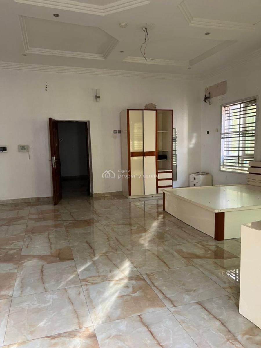 Luxurious Master Bedroom Apartment, Spg Road, Lekki Phase 2, Lekki, Lagos, Self Contain (single Rooms) for Rent