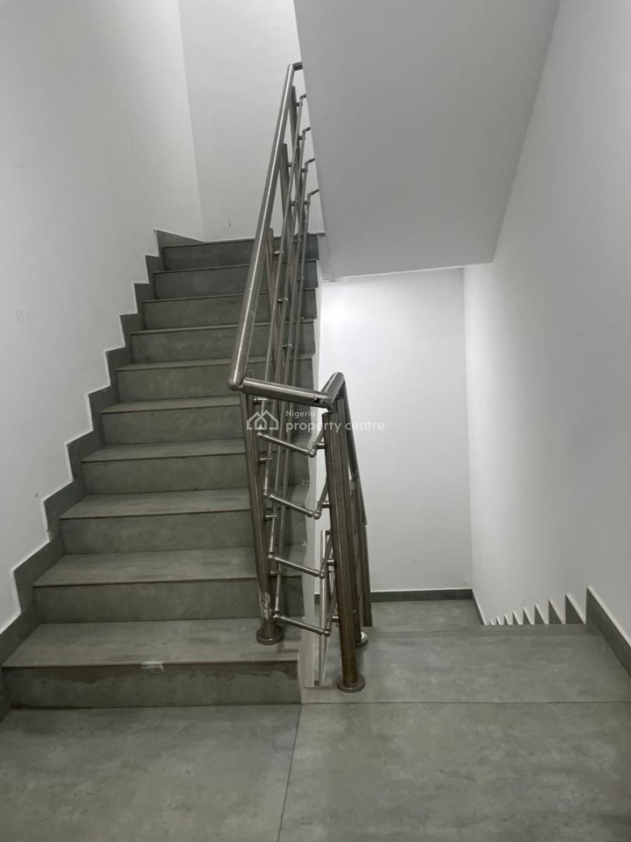 Brand-new Luxury 4-bedroom Apartments with Pool & Elevator, Banana Island Road, Ikoyi, Lagos, Flat / Apartment for Rent