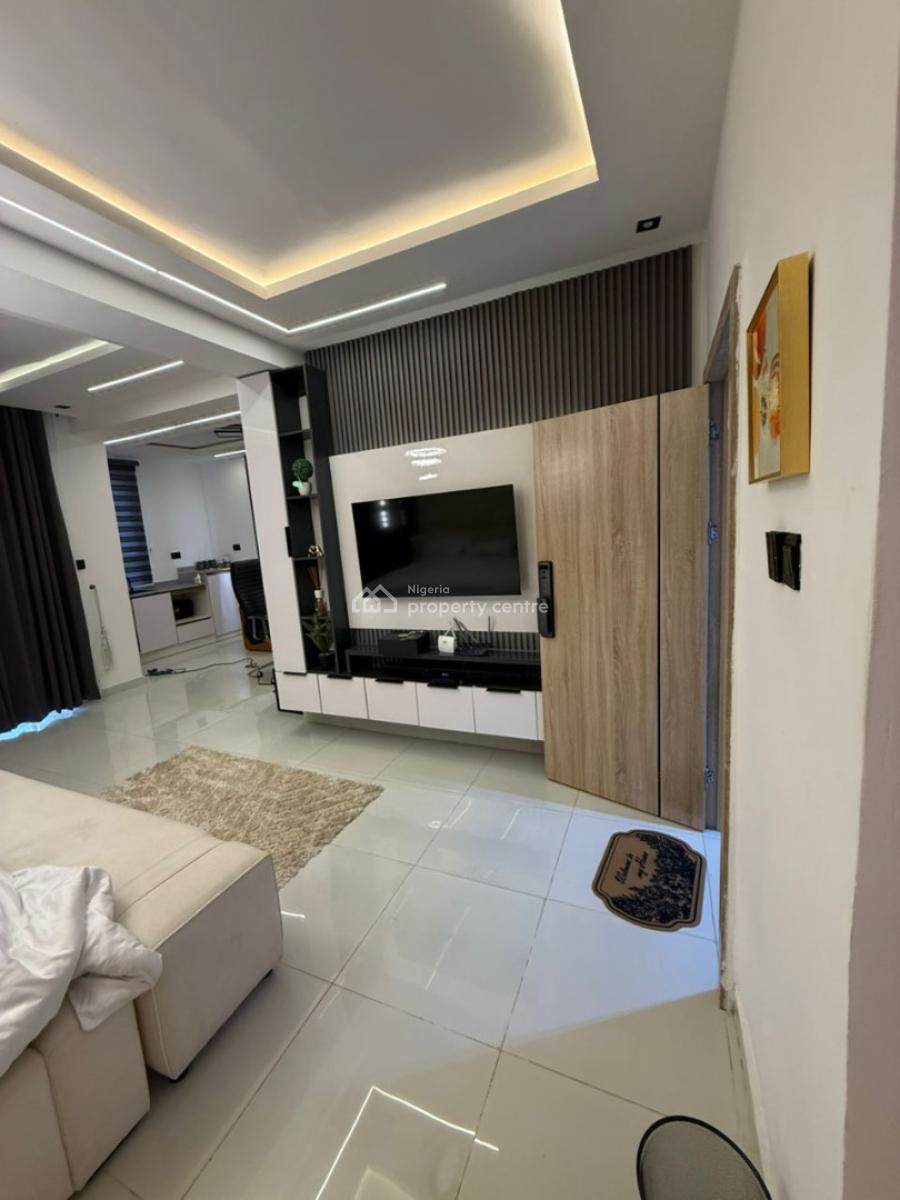 Tastefully Unfurnished Or Urnished and Fully Serviced 6 Bedroom Duplex, Chevron, Lekki, Lagos, Flat / Apartment for Rent