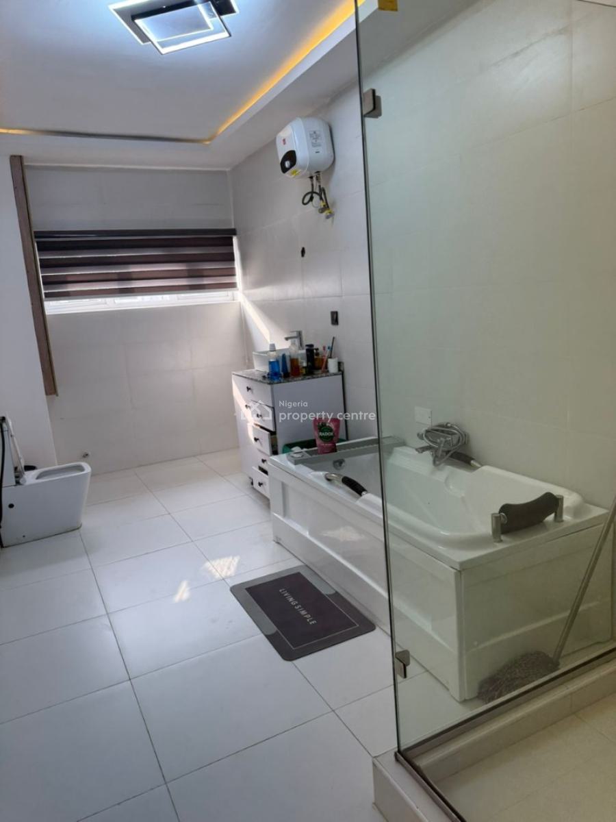 Tastefully Unfurnished Or Urnished and Fully Serviced 6 Bedroom Duplex, Chevron, Lekki, Lagos, Flat / Apartment for Rent