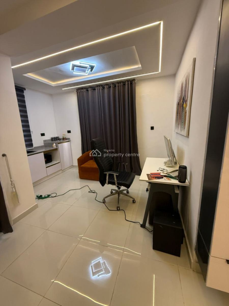 Tastefully Unfurnished Or Urnished and Fully Serviced 6 Bedroom Duplex, Chevron, Lekki, Lagos, Flat / Apartment for Rent