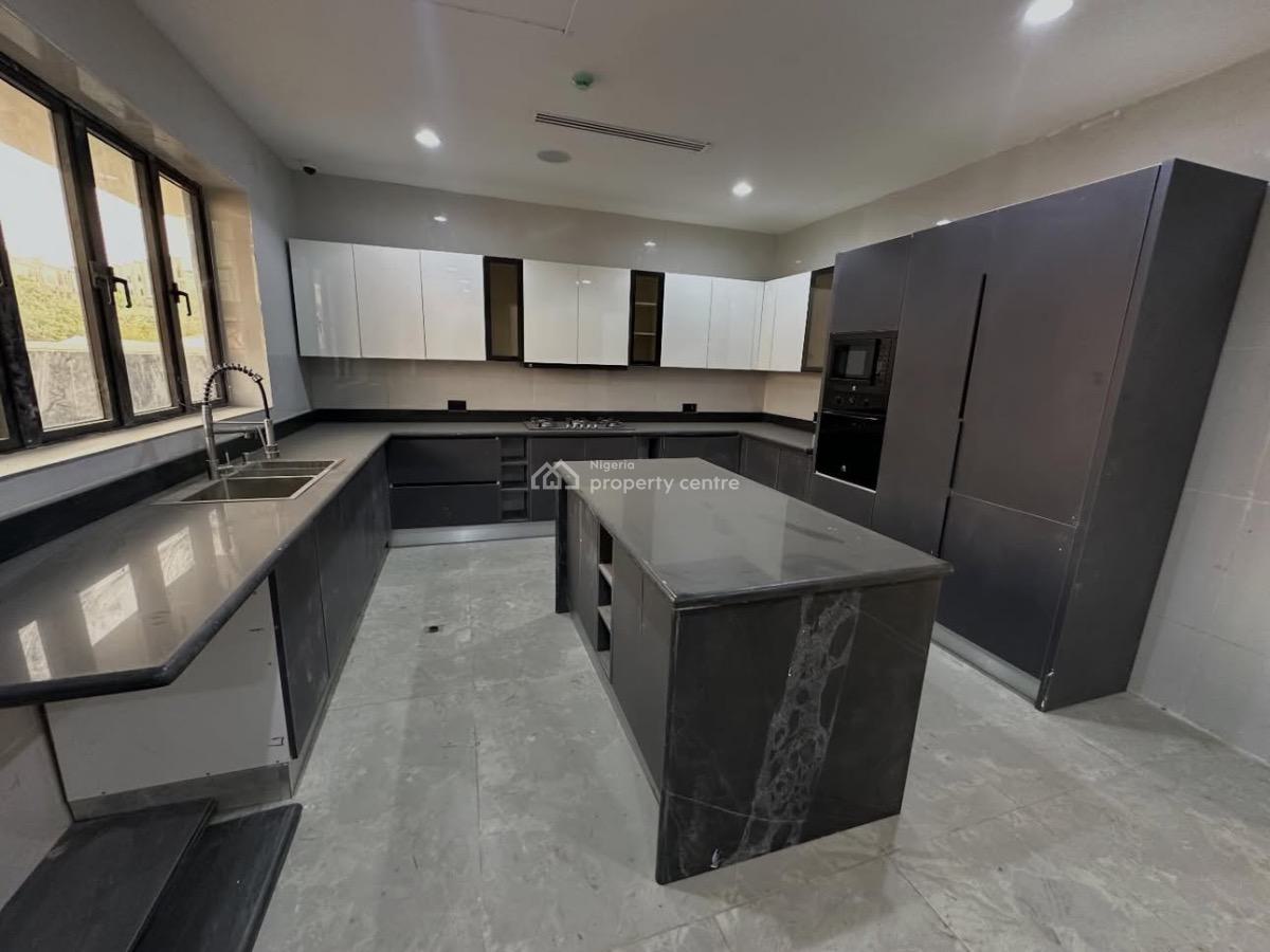 Smart 6bedroom Detached Duplex with an Elevator Shaft and a Basement, Guzape District, Abuja, Detached Duplex for Sale