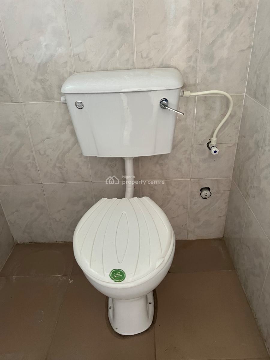 Decent Mini Flat, Off Pedro Road, Shomolu, Lagos, Mini Flat (room and Parlour) for Rent