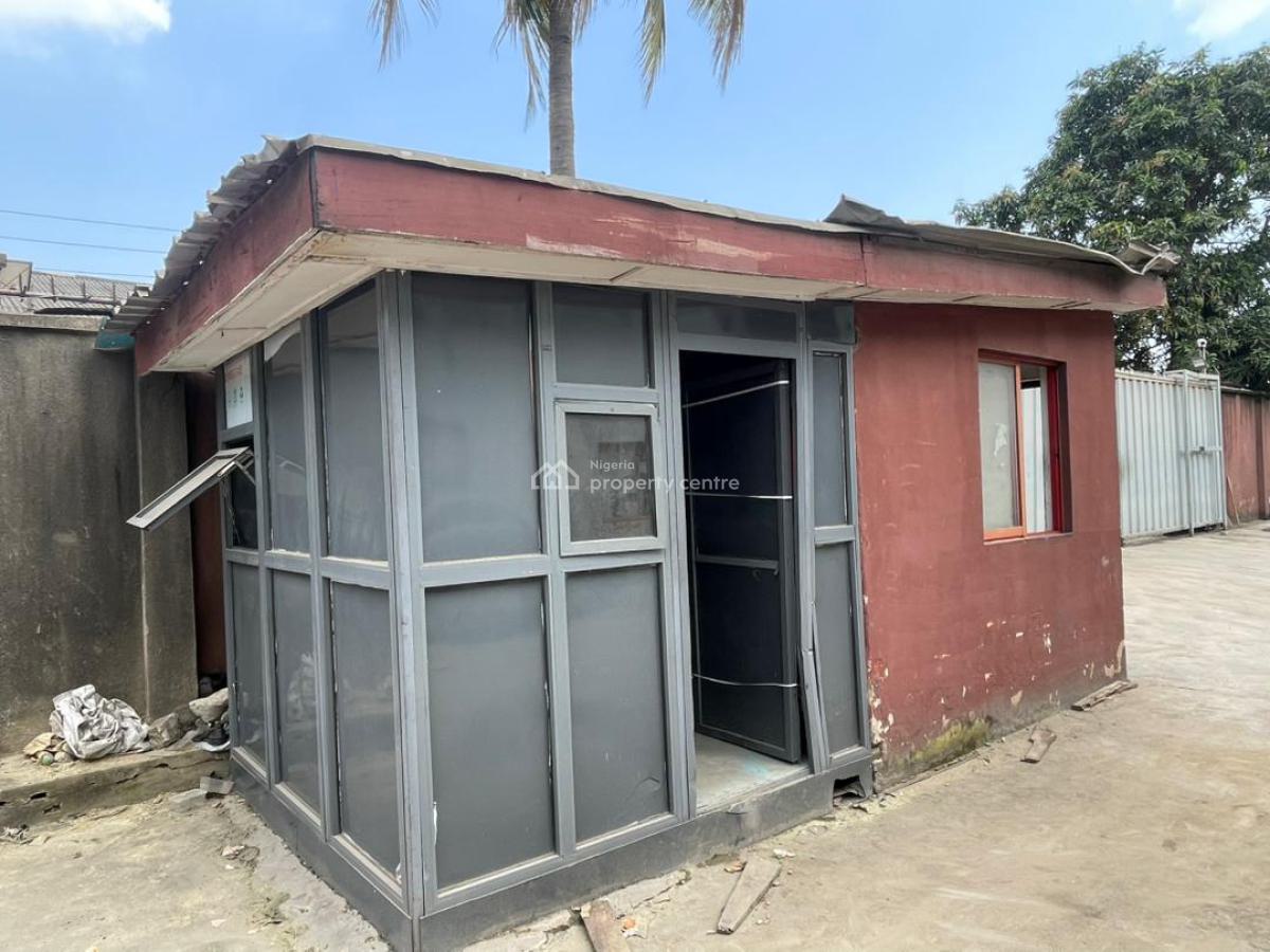 Warehouse with Office Block, Mushin, Lagos, Warehouse for Sale