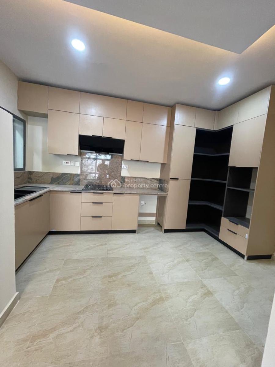 3 Bedrooms Flat, Lekki Phase 1, Lekki, Lagos, Flat / Apartment for Rent