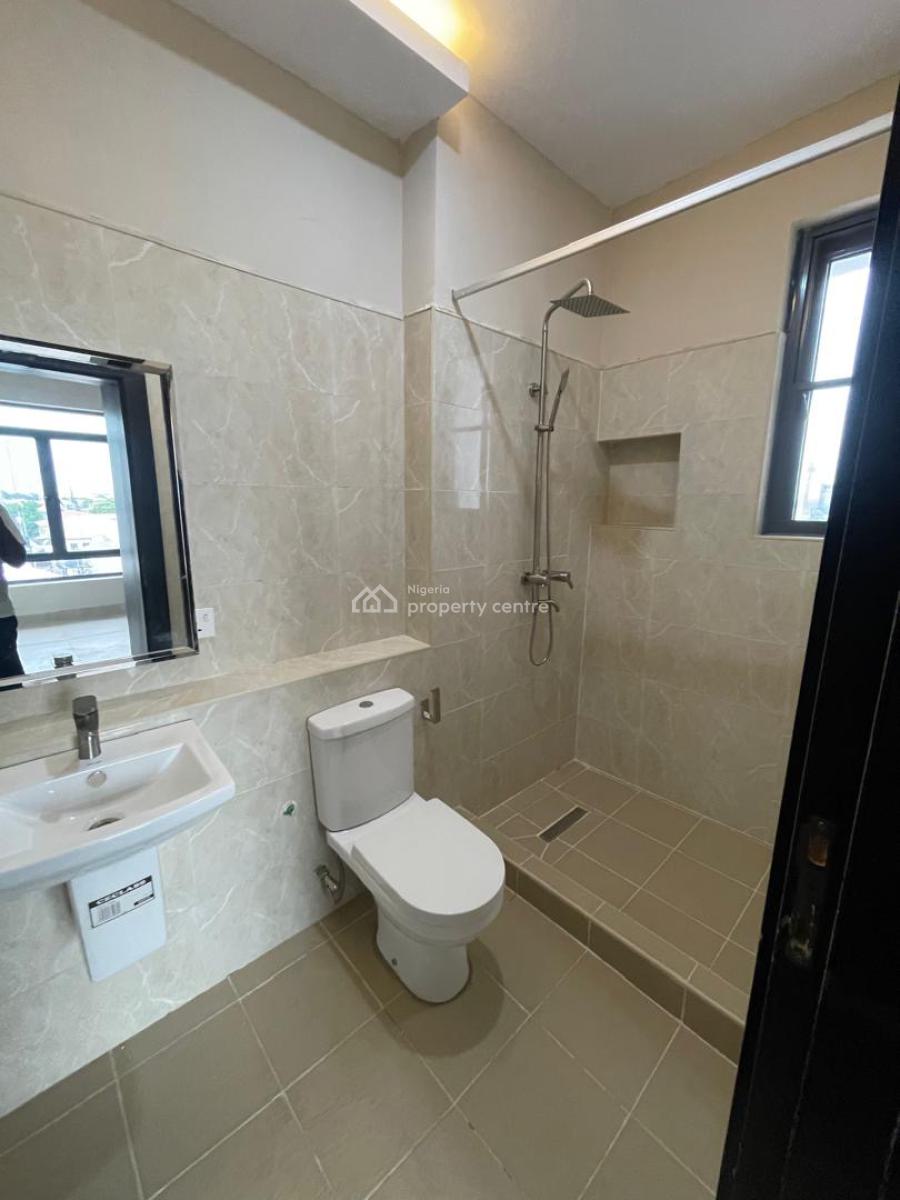 3 Bedrooms Flat, Lekki Phase 1, Lekki, Lagos, Flat / Apartment for Rent