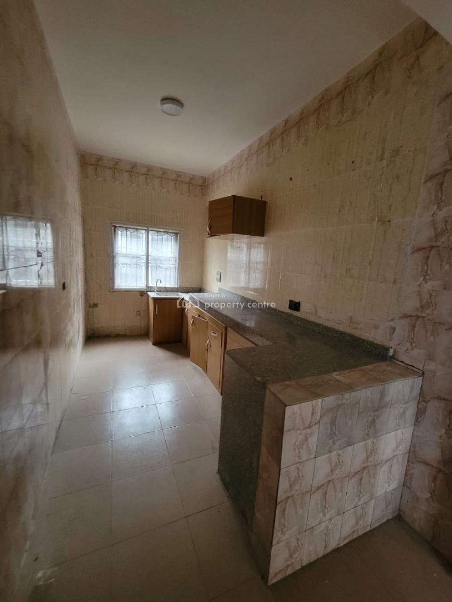 2 Bedrooms Flat, Jakande, Lekki, Lagos, Flat / Apartment for Rent