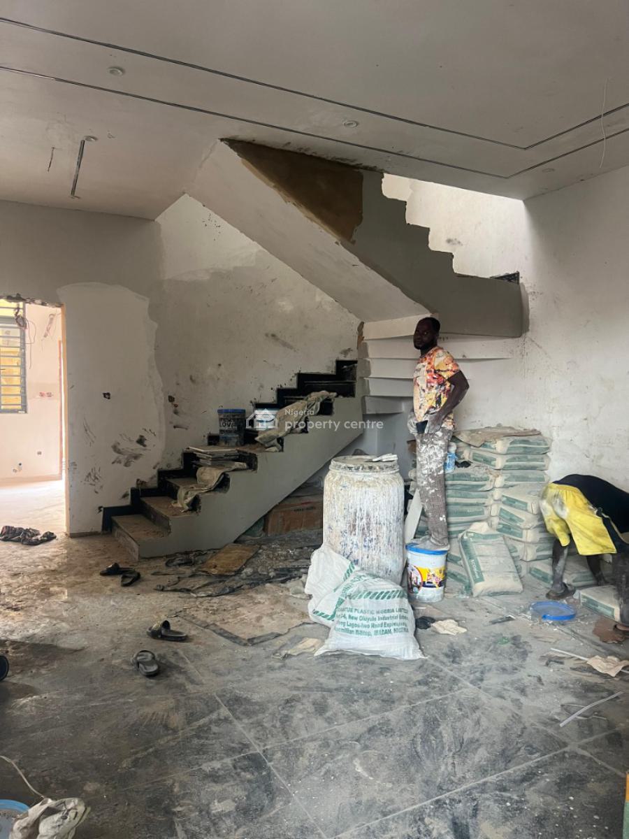 5 Bedroom Semi Detached Duplex, Omole Phase 1 Lagos, Omole Phase 1, Ikeja, Lagos, Semi-detached Duplex for Sale