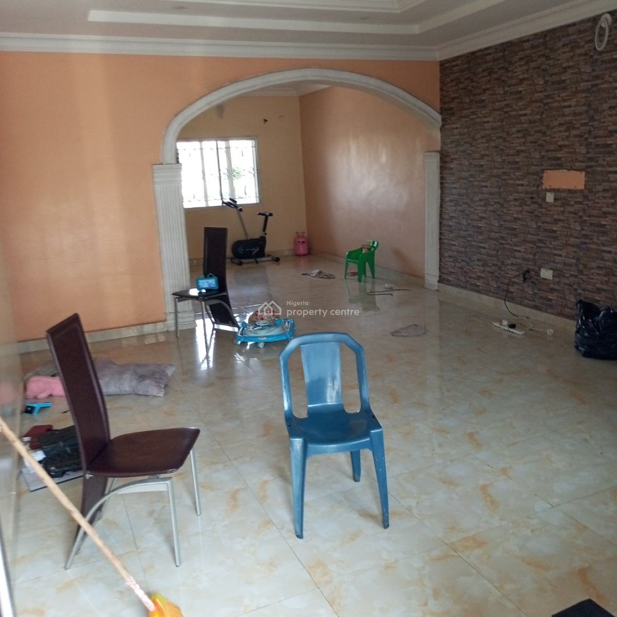 Spacious and Sharp 3bedroom Apartment (upstairs), Okun Ajah Lagos, Okun-ajah, Ajah, Lagos, Flat / Apartment for Rent
