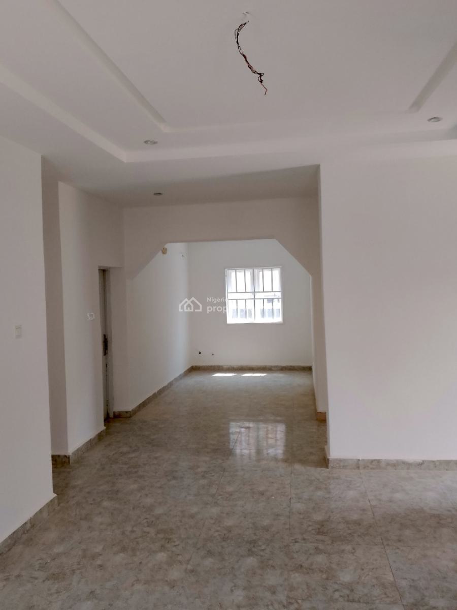 Spacious 2 Bedroom, Zone E Extension, Apo Resettlement, Apo, Abuja, Flat / Apartment for Rent