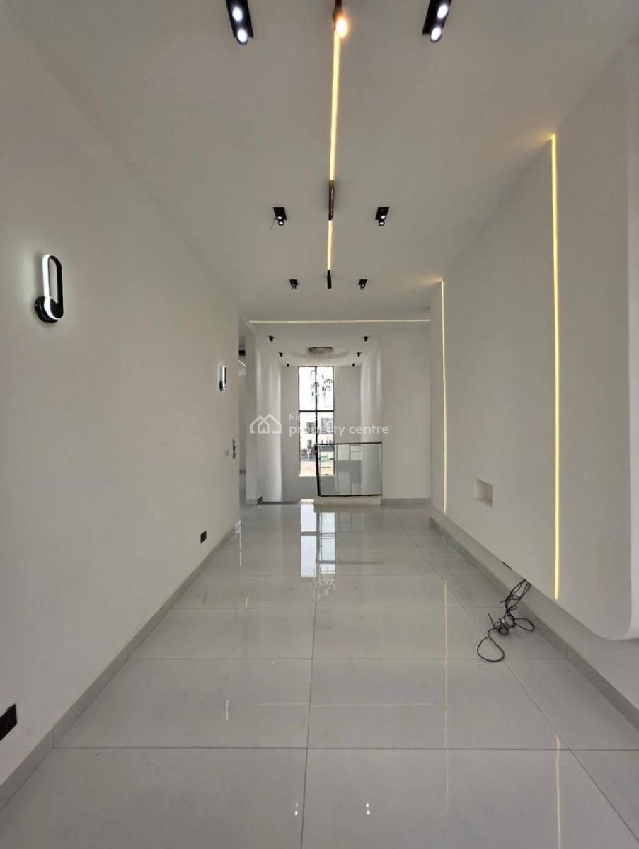 Premium 5 Bed in a Serene Estate, Chevron Lekki Lagos, Lekki Phase 2, Lekki, Lagos, Detached Duplex for Sale