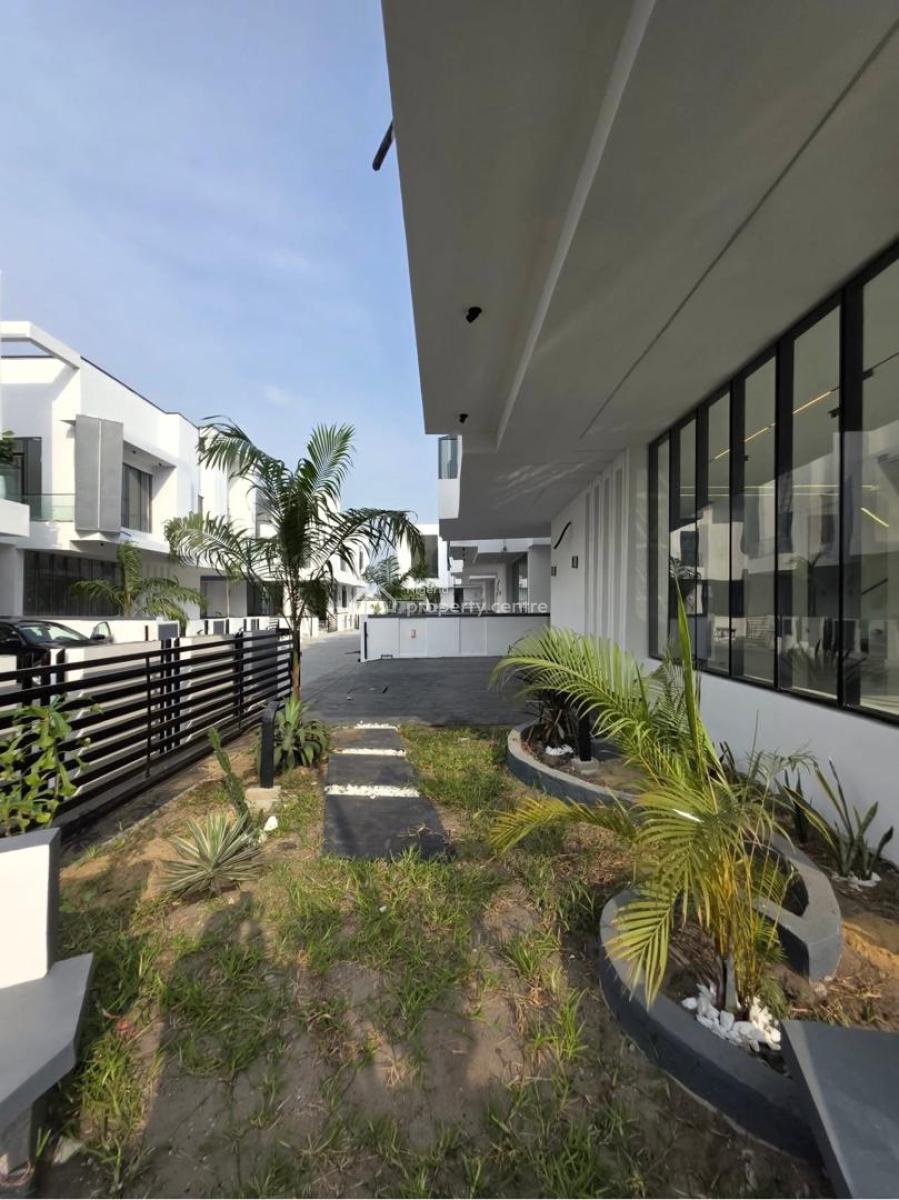 Premium 5 Bed in a Serene Estate, Chevron Lekki Lagos, Lekki Phase 2, Lekki, Lagos, Detached Duplex for Sale