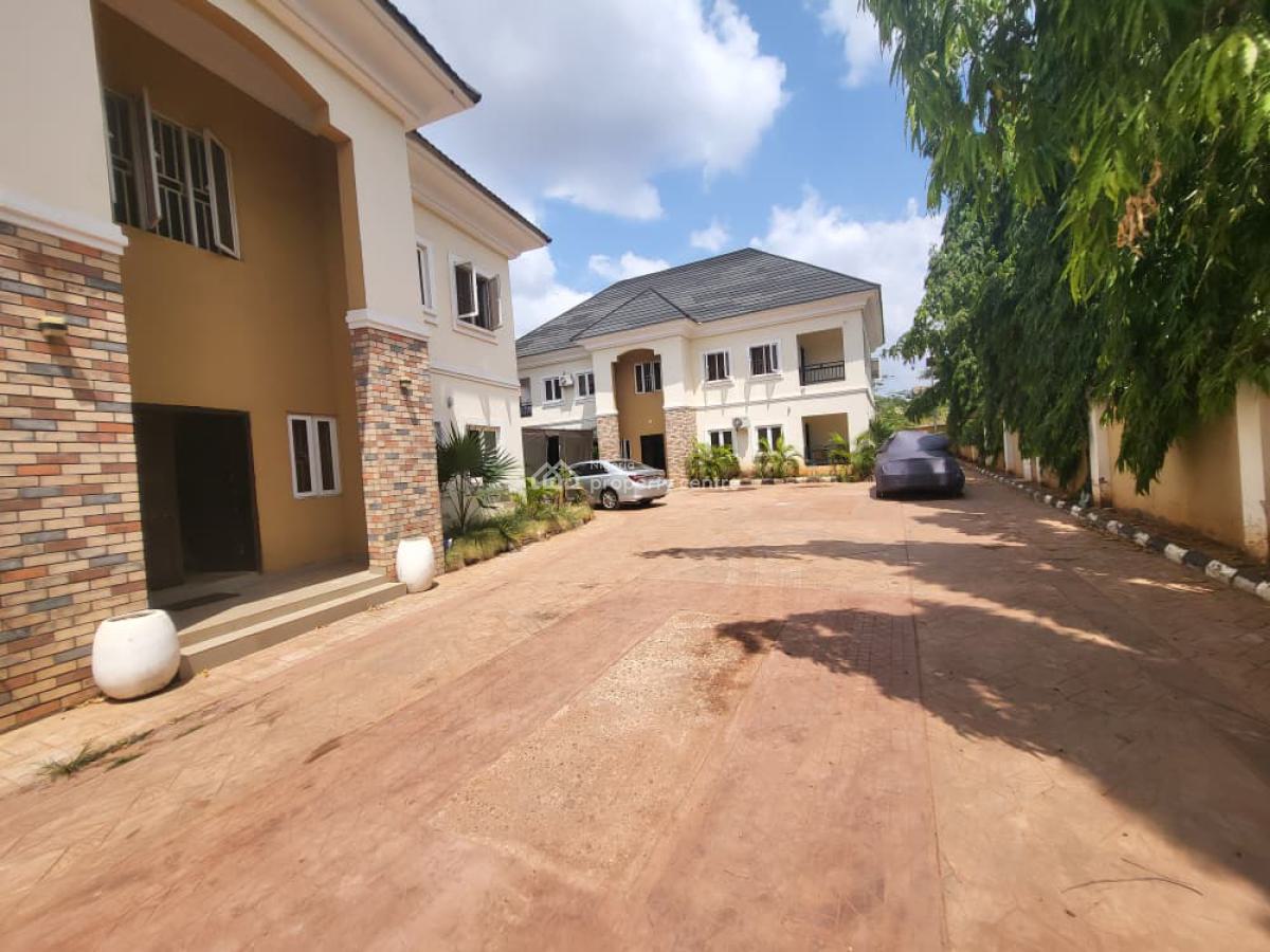 Executive Luxury 8 Units of Luxury 1 Bedroom & Palour Block of Flats, Behind Federal Govt College, Independence Layout, Enugu, Enugu, Block of Flats for Sale