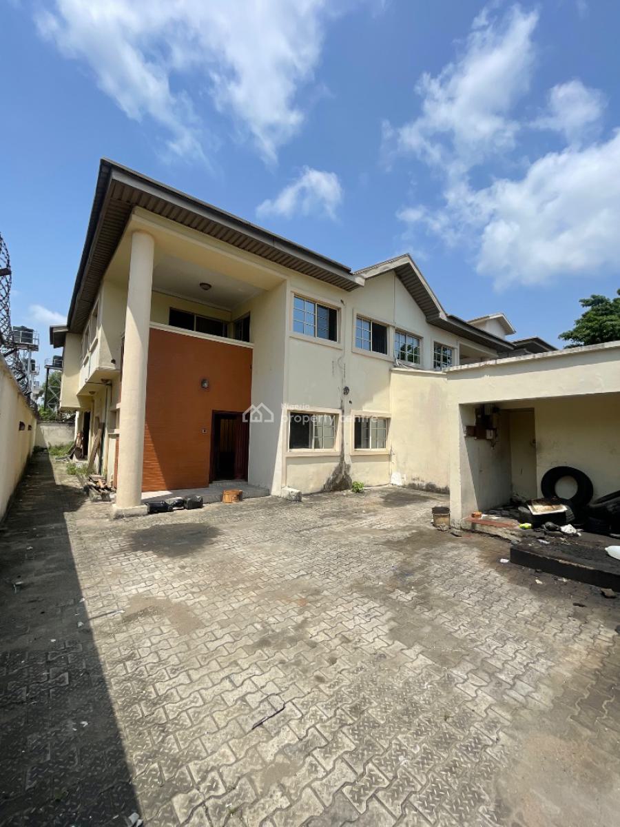 5 Bedrooms Semi-detached Duplex with Boys Quarters, Off Admirity, Lekki Phase 1, Lekki, Lagos, Semi-detached Duplex for Rent