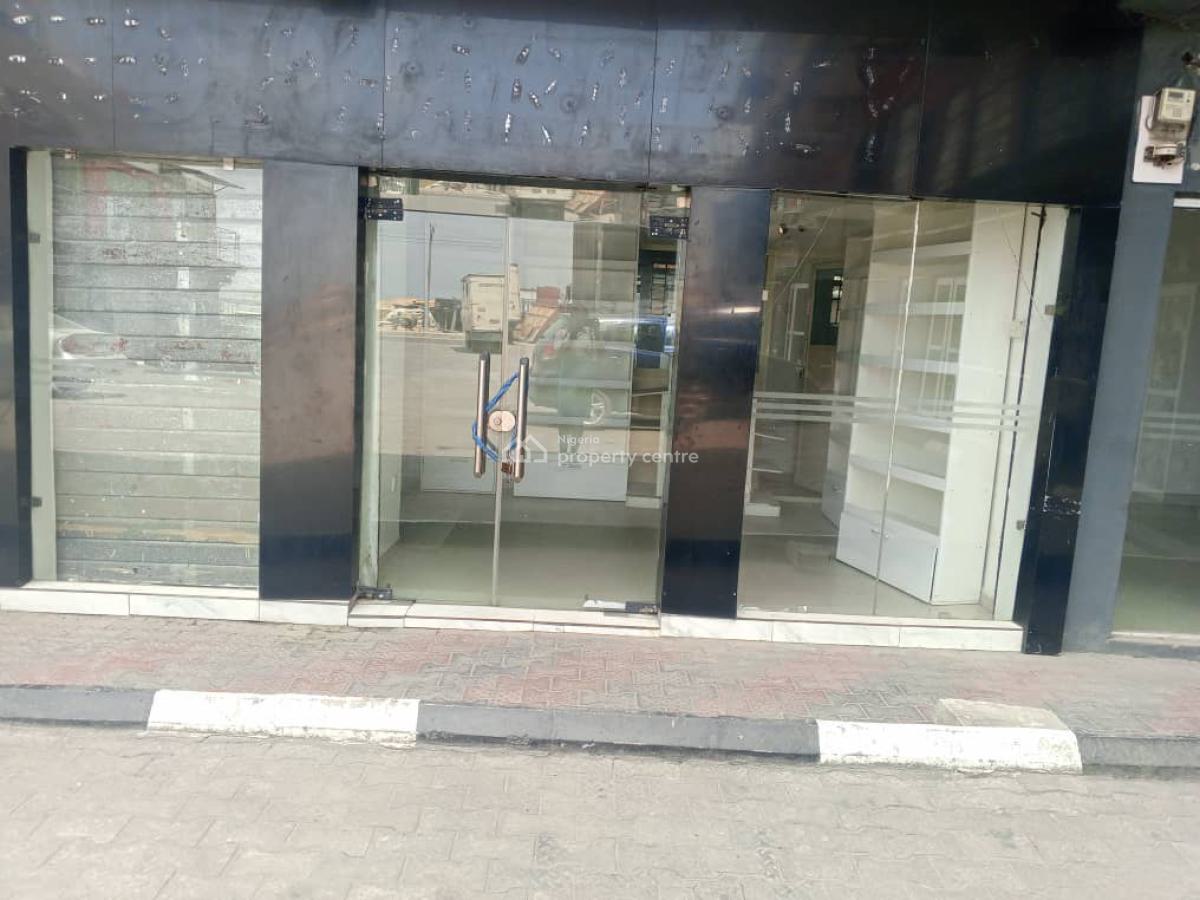 Shop, The Hub Plaza 62 Addo Road, Ajah, Lagos, Plaza / Complex / Mall for Rent