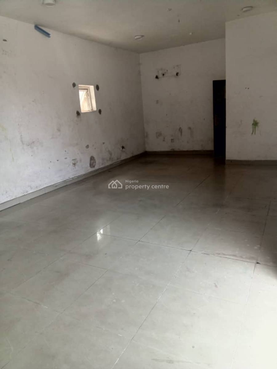 Shop/office Space, The Hub Plaza 62 Addo Road, Eti-osa, Ajah, Lagos, Plaza / Complex / Mall for Rent