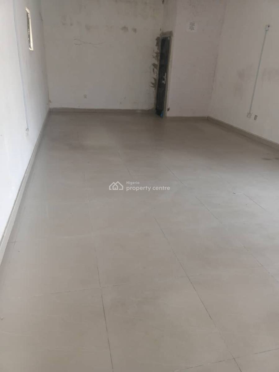 Shop, The Hub Plaza 62 Addo Road, Ajah, Lagos, Plaza / Complex / Mall for Rent